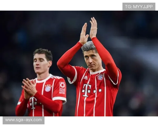 莱万多夫斯基最年轻纪录全解析，神锋成就再被盘点