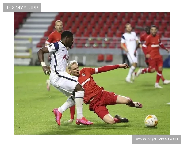 布拉格德比火爆上演斯巴达对决斯拉维亚争榜首引爆欧洲足坛