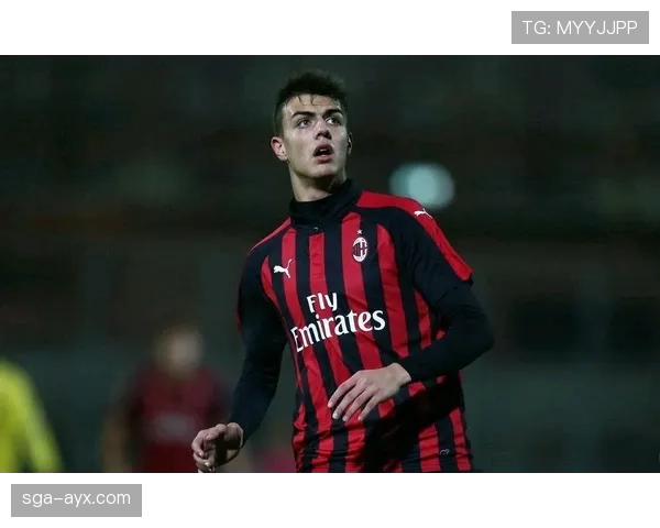 马尔蒂尼技术传承闪耀赛场：新一代防守天才崛起