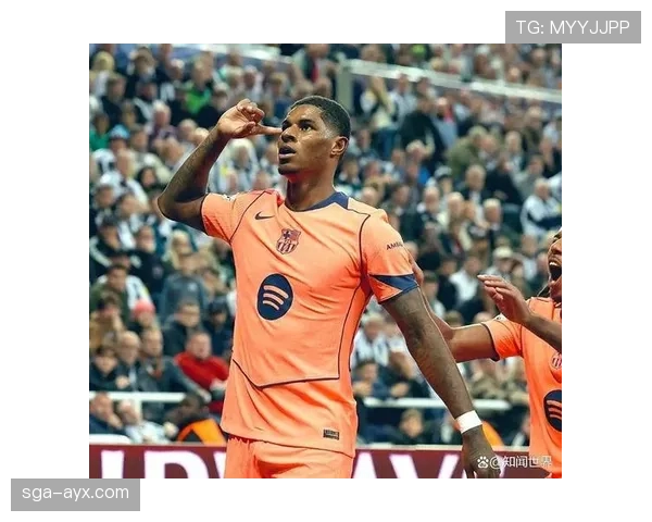 拉什福德助力球队再创佳绩，传球视野展现出色状态